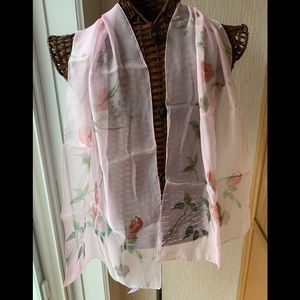 Lovely Vintage Pink Roses Scarf Made in Italy